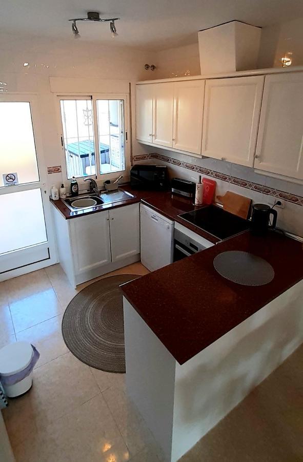 Cozy & Bright Apartment, Villamartin, Orihuela Costa Exterior photo